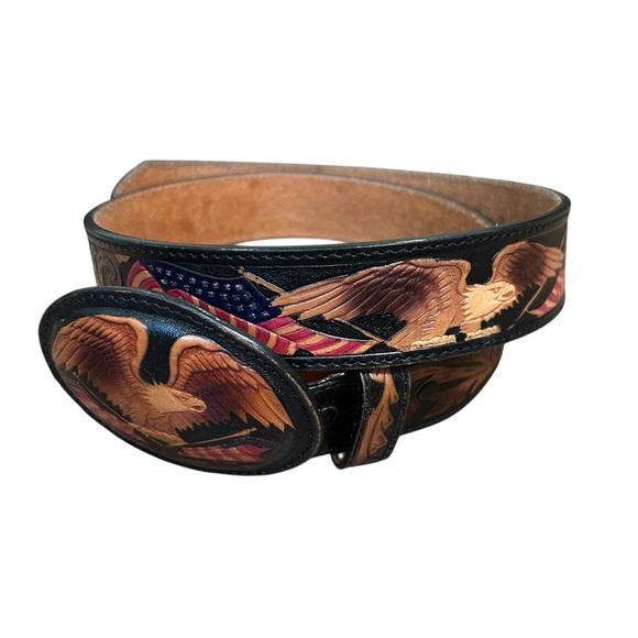SILVER CREEK AMERICAN EAGLE & FLAG TOOLED LEATHER WESTERN BELT 50603 size 34 - Picture 1 of 5